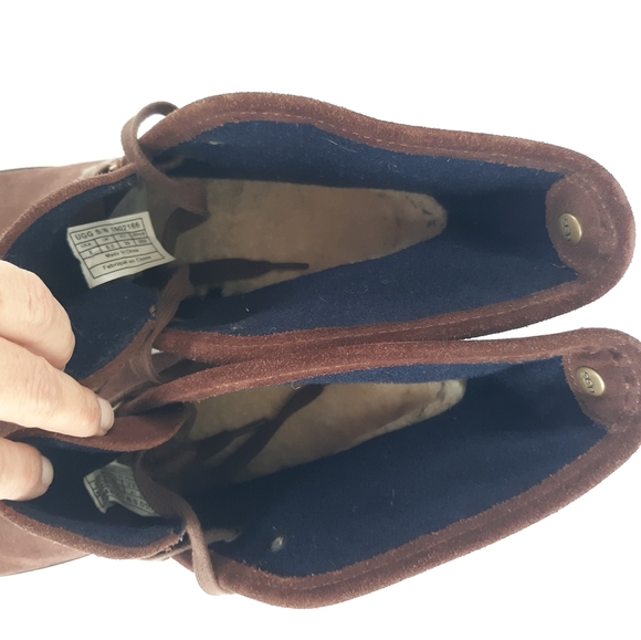 Ugg Calynda Leather Boots Ankle size 8 Brown - Picture 4 of 10